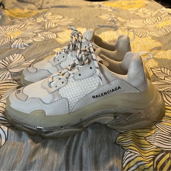 Balenciaga Triple S Clear Sole Chunky Sneakers - Picture 11 of 16